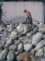 Натуральный камень валун (речной окатыш)