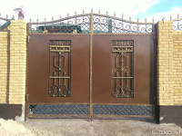 Ворота кованные коричневые