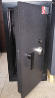 ВМ 2101МК Сейф с механическим кодом + ключом 845x455x400 мм