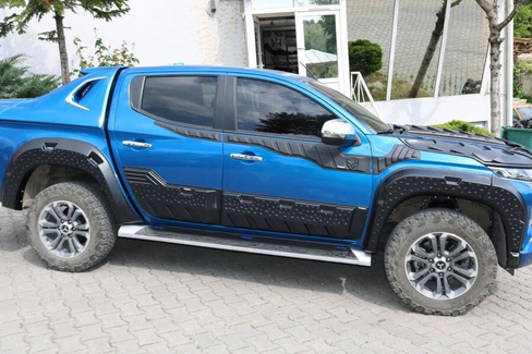 Расширители колесных арок (8 шт, пластик) Mitsubishi L200 2019+