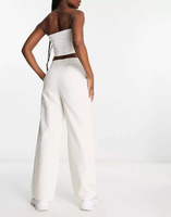 Белые брюки-карго с контрастной строчкой Fila