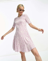 & Other Stories Мини-платье с плиссированной юбкой сиреневого цвета с цветочным принтом