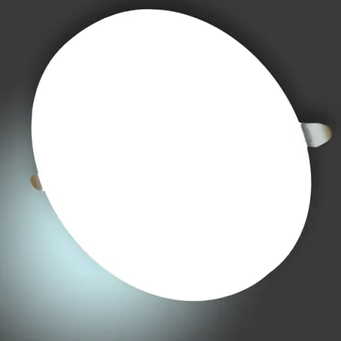 Светильник точечный светодиодный встраиваемый Apeyron под отверстие 5.5-10.5 мм 18 м² холодный белый свет цвет белый APE