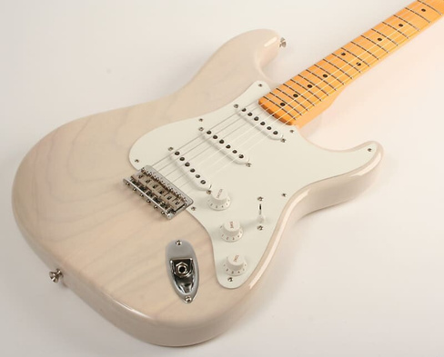 Электрогитара Fender Custom Shop Vintage Custom '55 Hardtail Strat Time Capsule Package Maple Neck Aged White Blonde R13