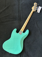 Басс гитара Fender Player Jazz Bass Pau Ferro Sea Foam Green #MX23059963 9 lbs 3.3 oz
