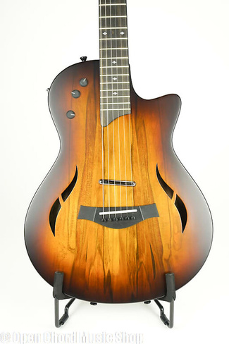 Электрогитара Taylor T5z Classic Sassafras Acoustic/Electric Hybrid Guitar w/ Aerocase