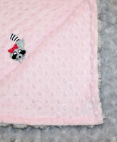 Одеяло Minky для девочки с вышитым енотом Lil' Cub Hub, розовый