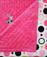 Одеяло Minky для девочки с вышитым енотом Lil' Cub Hub, розовый